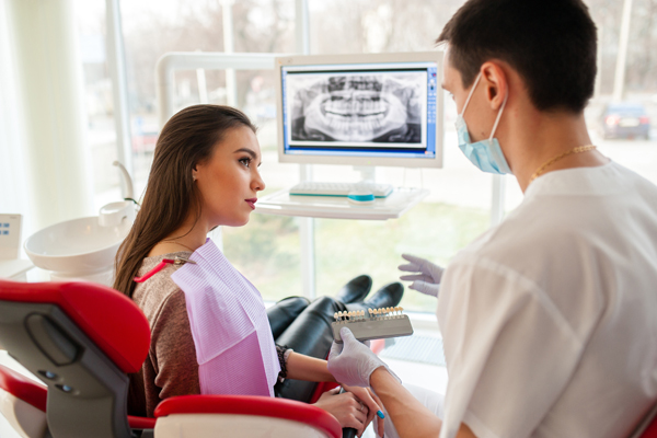 Transform Your Smile: What To Expect From A Cosmetic Dentist